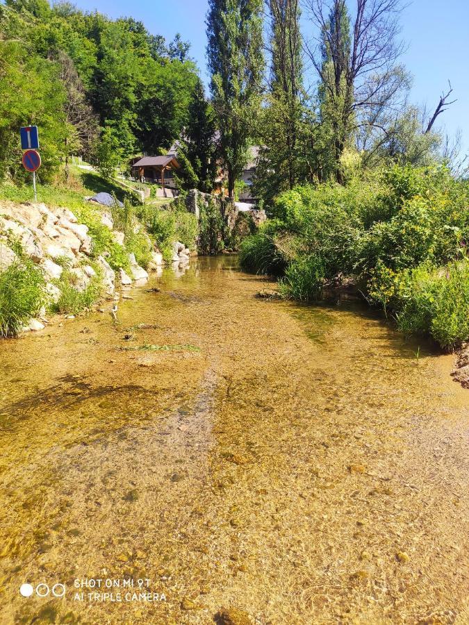 Smaragd River Near Rastoke & Plitvice Lakes Slunj Zewnętrze zdjęcie