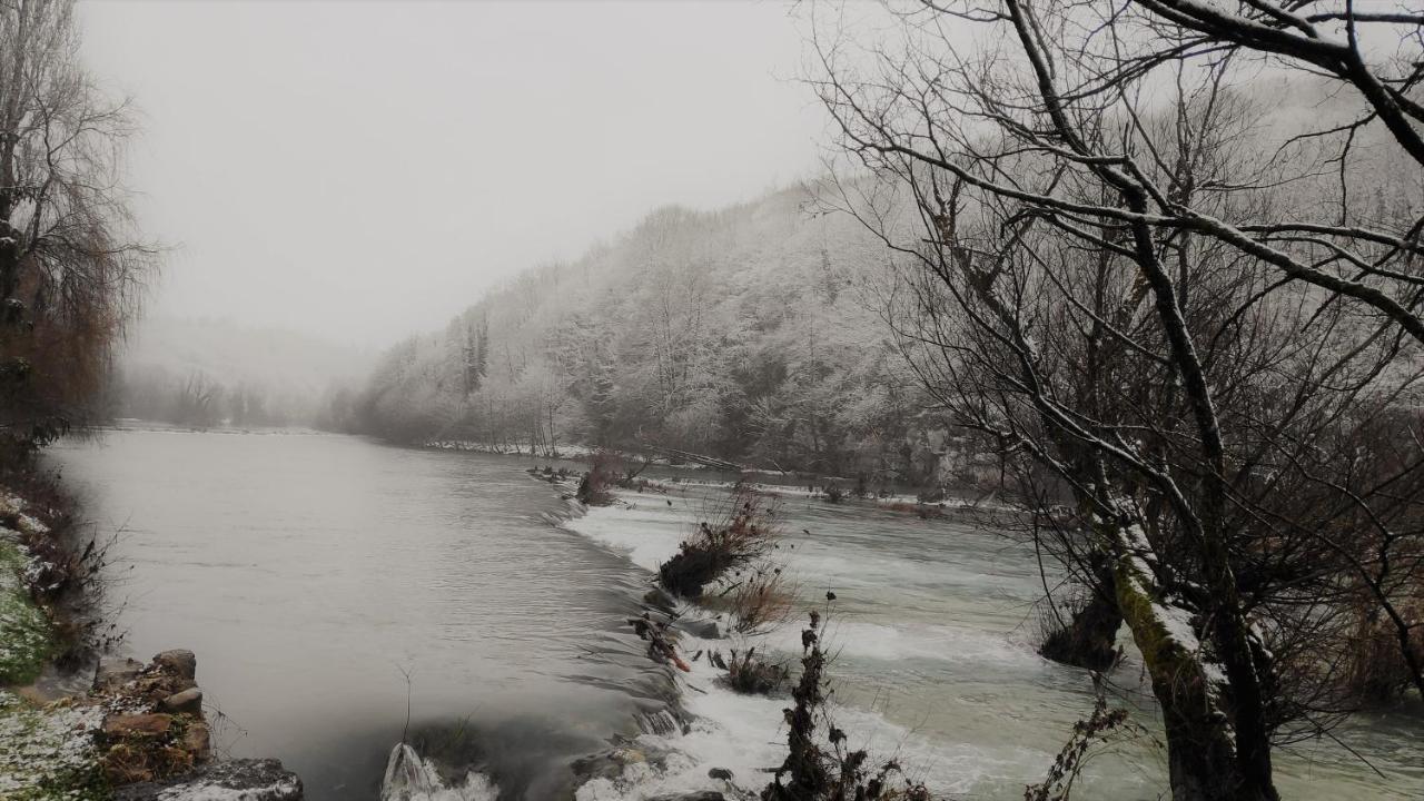 Smaragd River Near Rastoke & Plitvice Lakes Slunj Zewnętrze zdjęcie